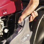 HONDA Motorová sekačka HRX 476 HY se záběrem 47 cm